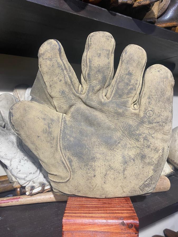 Leacock Full  Front 1 Inch s Baseball Glove Collector Gallery