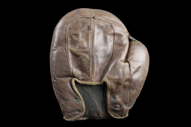 c. 1890's Crescent Mitt Hook and Eye Back Back