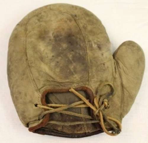 c. 1890's  Lace Back Basemitt Back