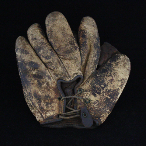 c. 1890's Hook & Eye Back Crescent Glove With Pull Tab Back