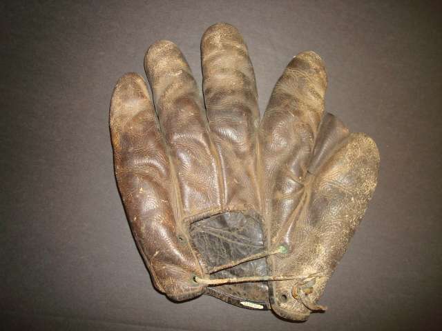 c. 1890's Laced Back Crescent Glove Back