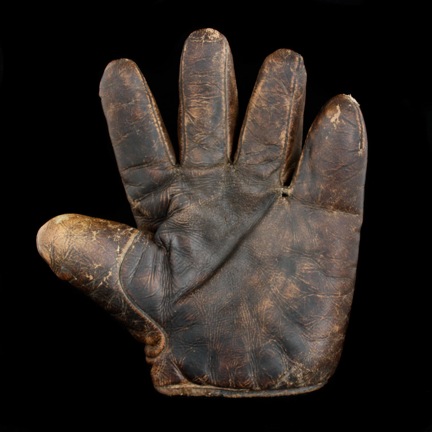 c. 1890's Spalding Webless Glove Front