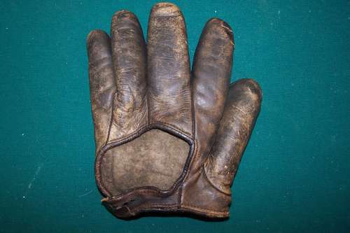 c. 1890's Webless Crescent Back