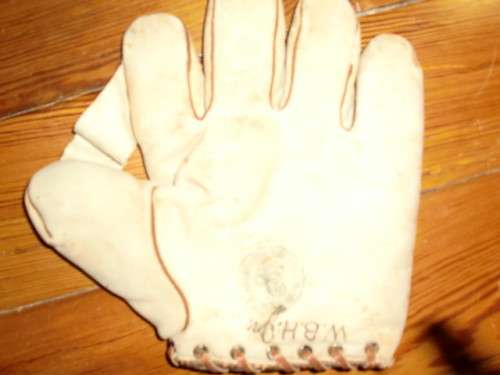 Abercrombie & Fitch White 1 Inch Web Front