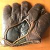 Abercrombie & Fitch Glove Back