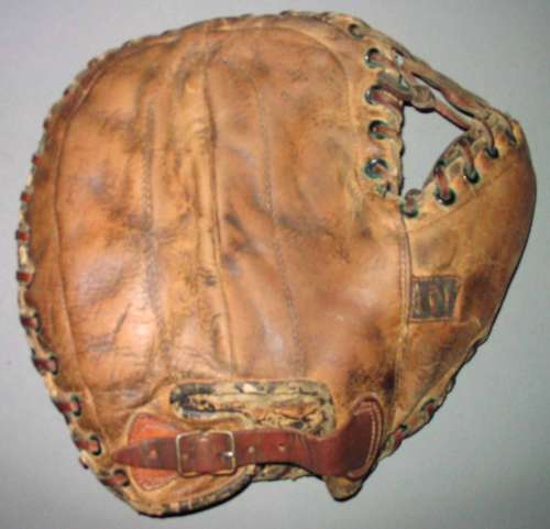 Babe Ruth Spalding Basemitt Back