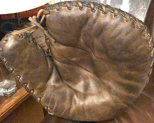 Babe Ruth Reach Basemitt Front