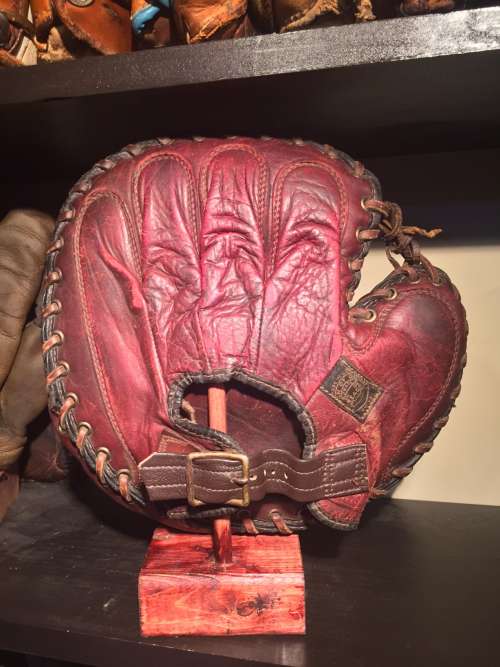 Babe Ruth Reach RC2 Home Run Special Catchers Mitt Back