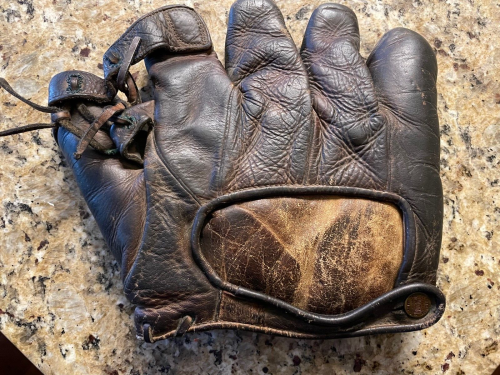 Babe Ruth Spalding Home Run Special Lefty Back