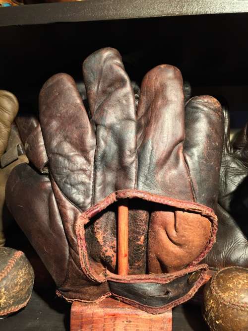 Bon Tober G38 1 Inch Web Lefty Back