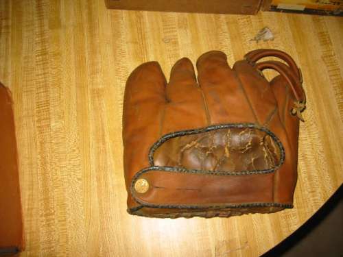 Augie Galan Dubow Back