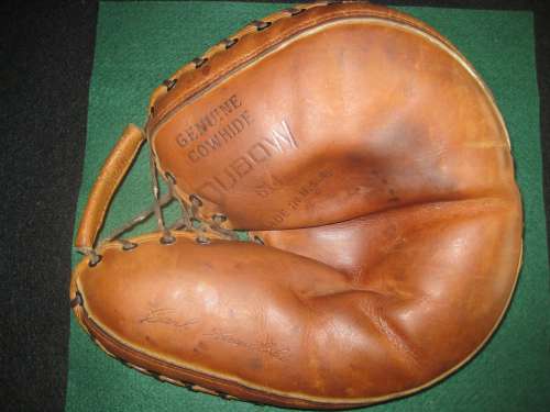 Carl Sawatski Dubow 614 Front