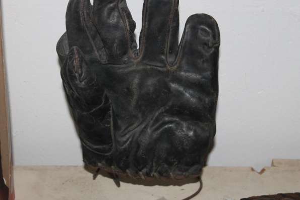 Eddie Collins Black Glove Front