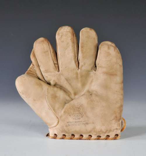 Eddie Collins Reach White Full Web Front