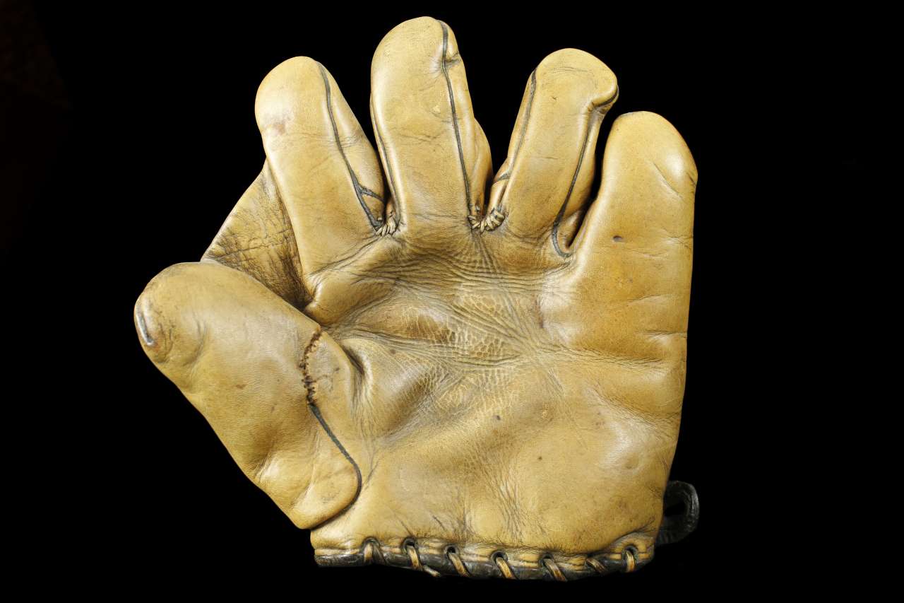 Full s Baseball Glove Collector Gallery Baseball Glove Collector