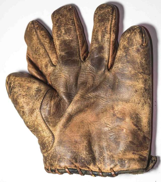 George Burns Goldsmith Model B Front