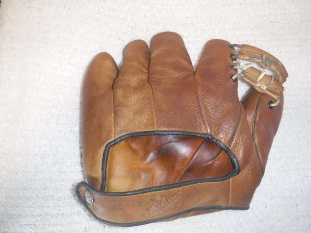 Myril Hoag Goldsmith AG70 Back