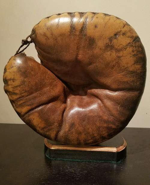 Honus Wagner Sporting Goods Catchers Mitt Front