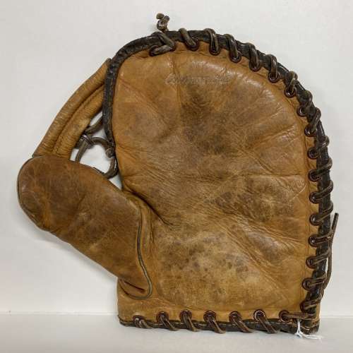 Winmore Basemitt Front - Canada
