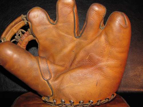 Joe DiMaggio OK Stubby Finger Front