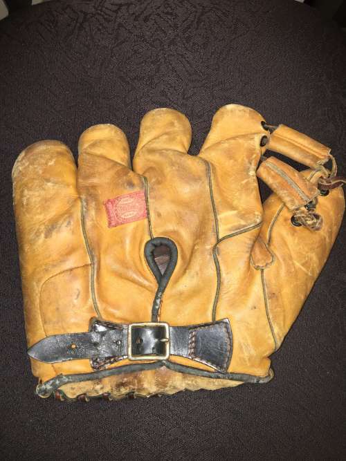 Joe DiMaggio Spalding 231 Back