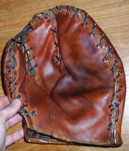 Joe Jackson Nokona BM82 Latch Front