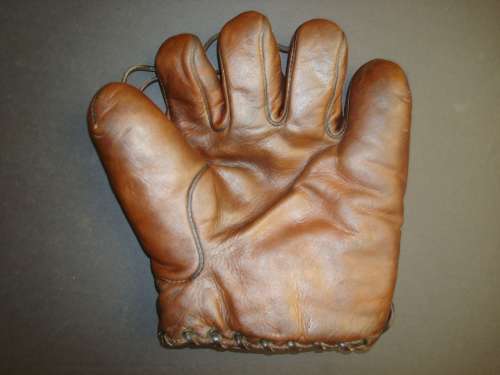 Babe Pinelli Ken Wel 550 Front