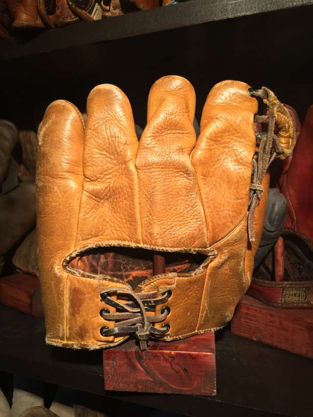 Bucky Harris Ken Wel 470 Back