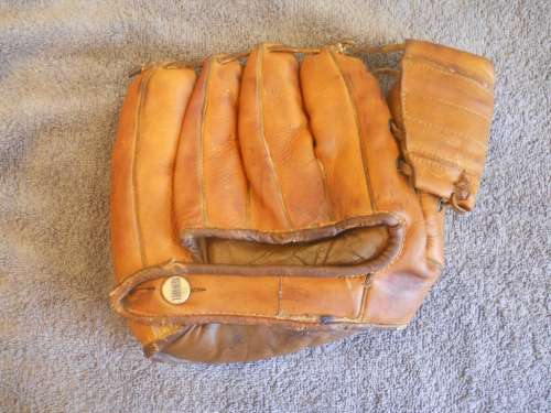 Pete Suder Ken Wel 541 Back