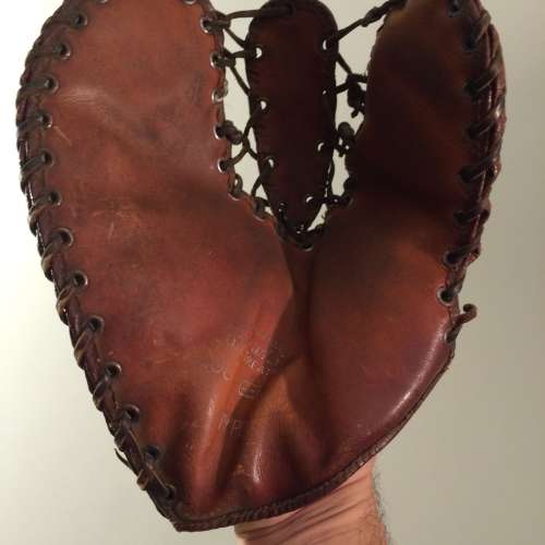 Lou Gehrig BLS Basemitt Front