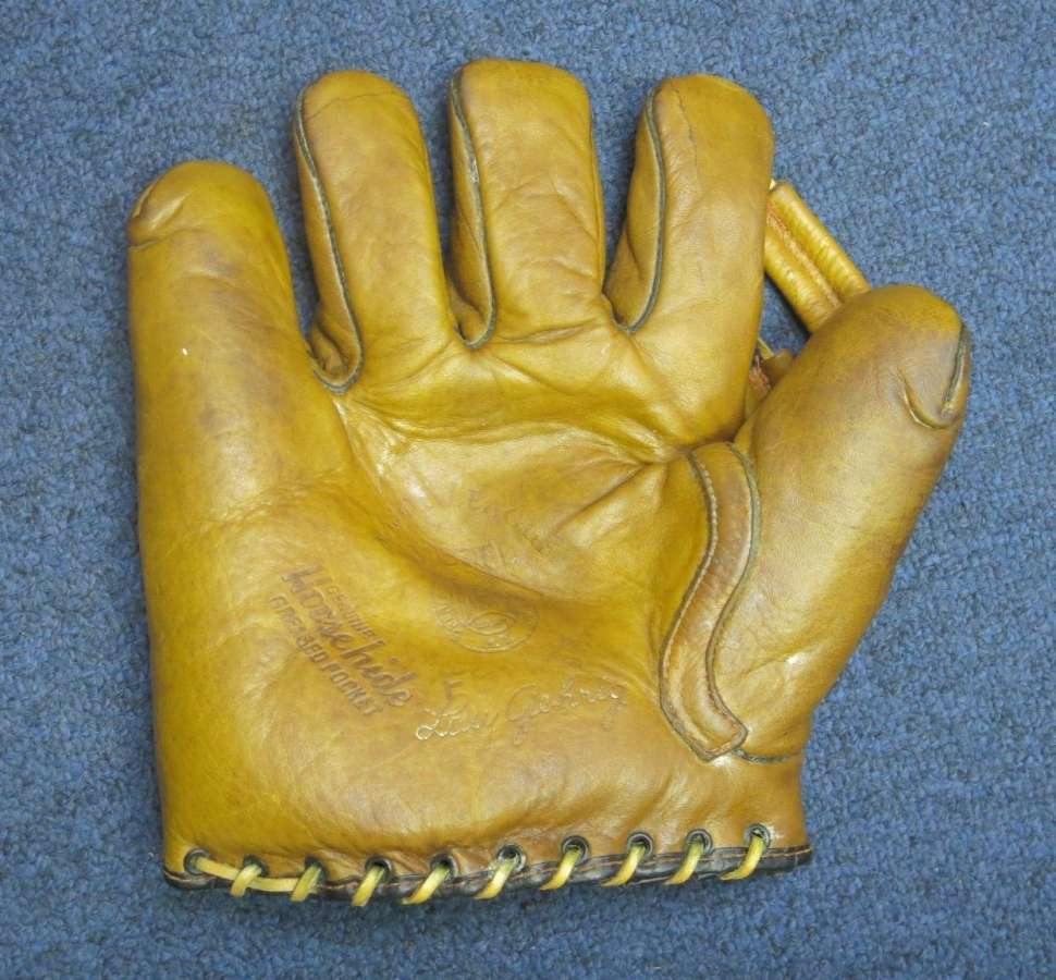 Lou Gehrig Peerless Glove Lefty Front Lou Gehrig Gloves Baseball