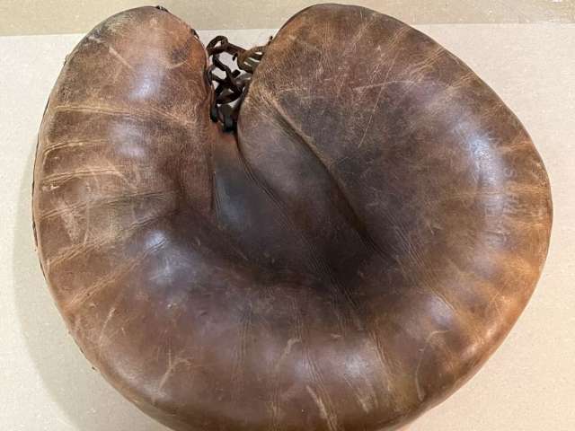 Ray Schalk Lowe & Campbell A37 Catchers Mitt Front