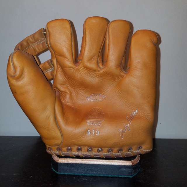 Grady Hatton MacGregor Goldsmith G19 Front