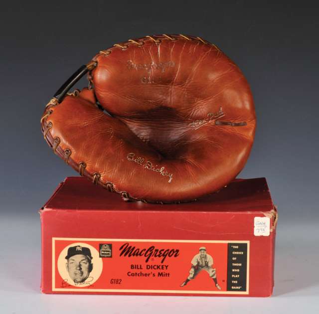 Bill Dickey MacGregor G182 Front