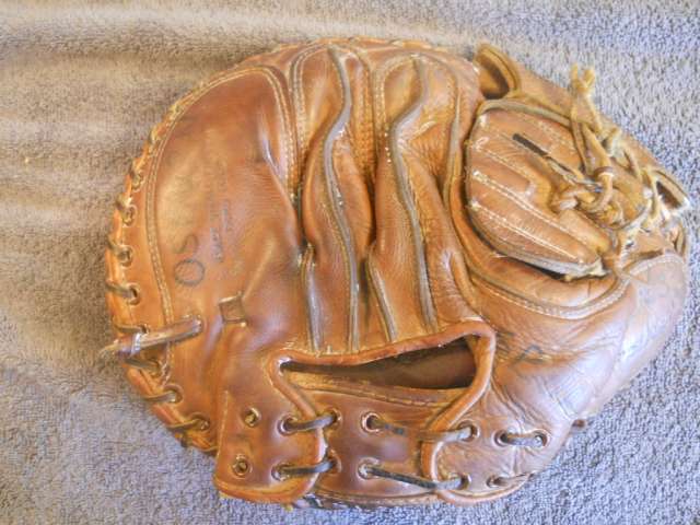 Lou Berberet MacGregor G1355 Back