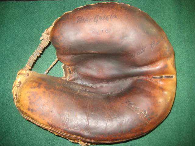 Matt Batts MacGregor G176 Front