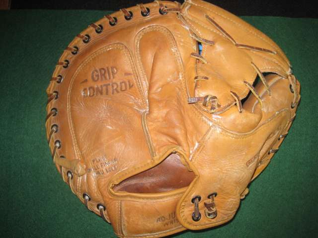 Russ Nixon MacGregor G83J Back