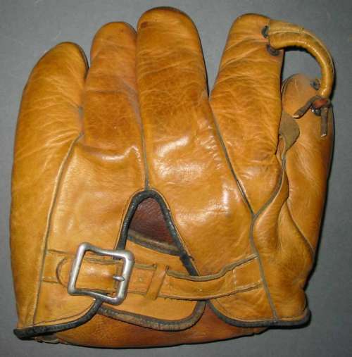 Augie Galan Marathon 4224 Back