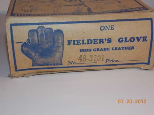 Montgomery Wards 48-3701 Box