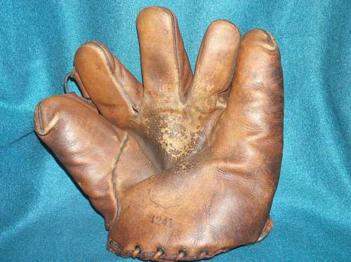 Sam West Marathon 4241 Front