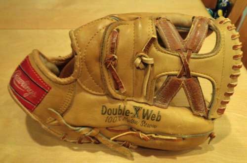 Mickey Mantle Rawlings HM10 Back