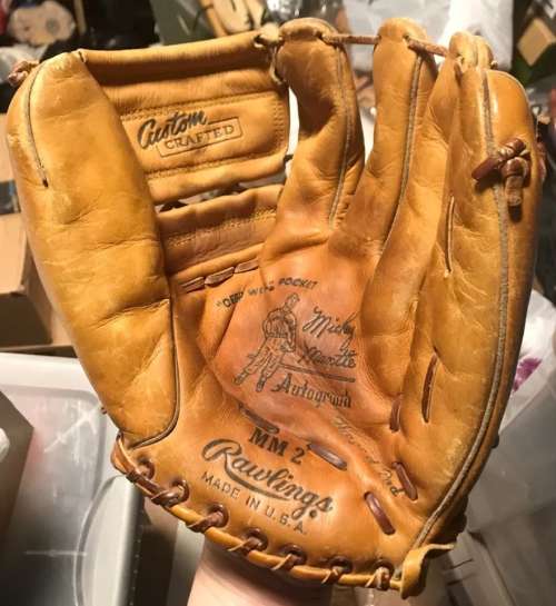 Mickey Mantle Rawlings MM2 Front