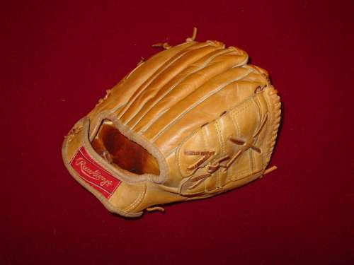 Mickey Mantle Rawlings MM5 Back