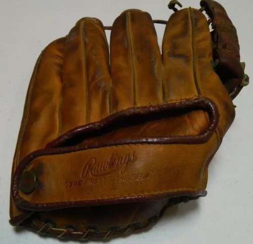 Mickey Mantle Rawlings MM8 Back