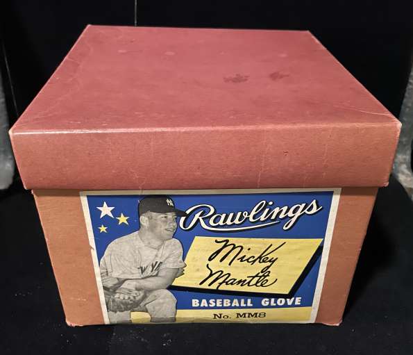 Mickey Mantle Rawlings MM8 Box