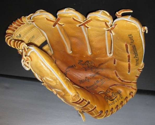Mickey Mantle Rawlings XPG6 Heart of the Hide Front