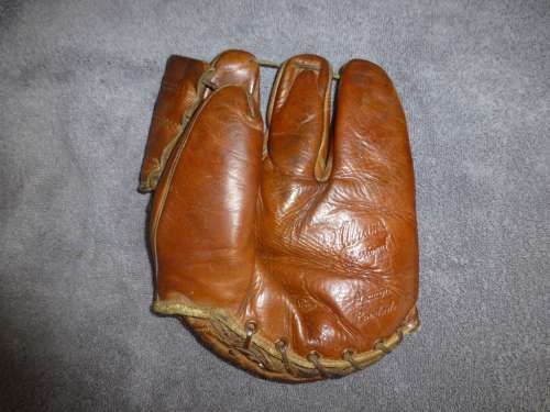 Cal Abrams Nokona G24 Front