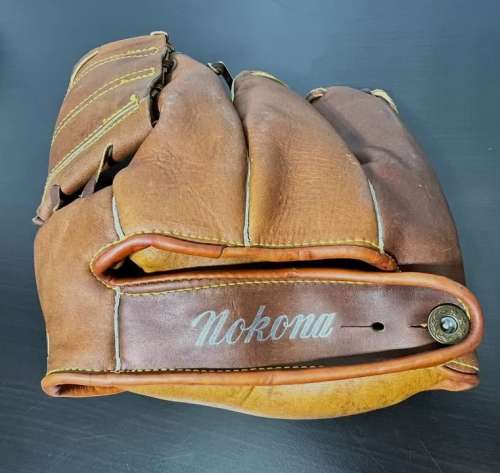 Forrest Spook Jacobs Nokona 3F9 Lefty Back