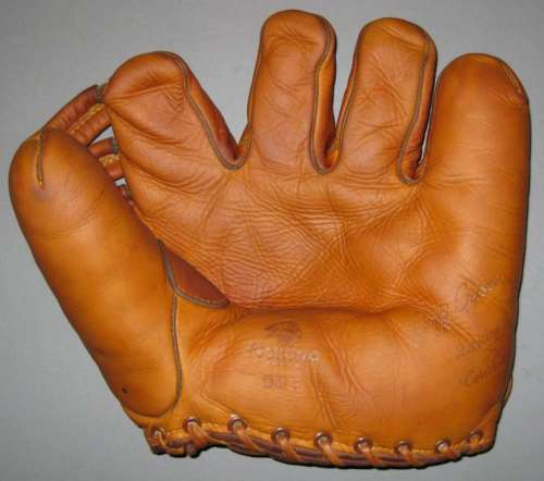 Joff Cross Nokona G33 Front