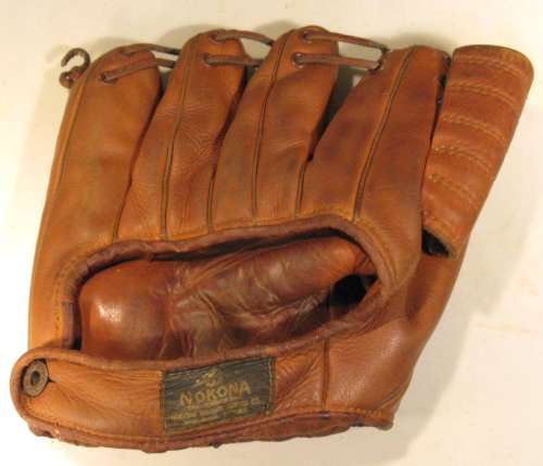 Pinky Higgins Nokona G47 Back